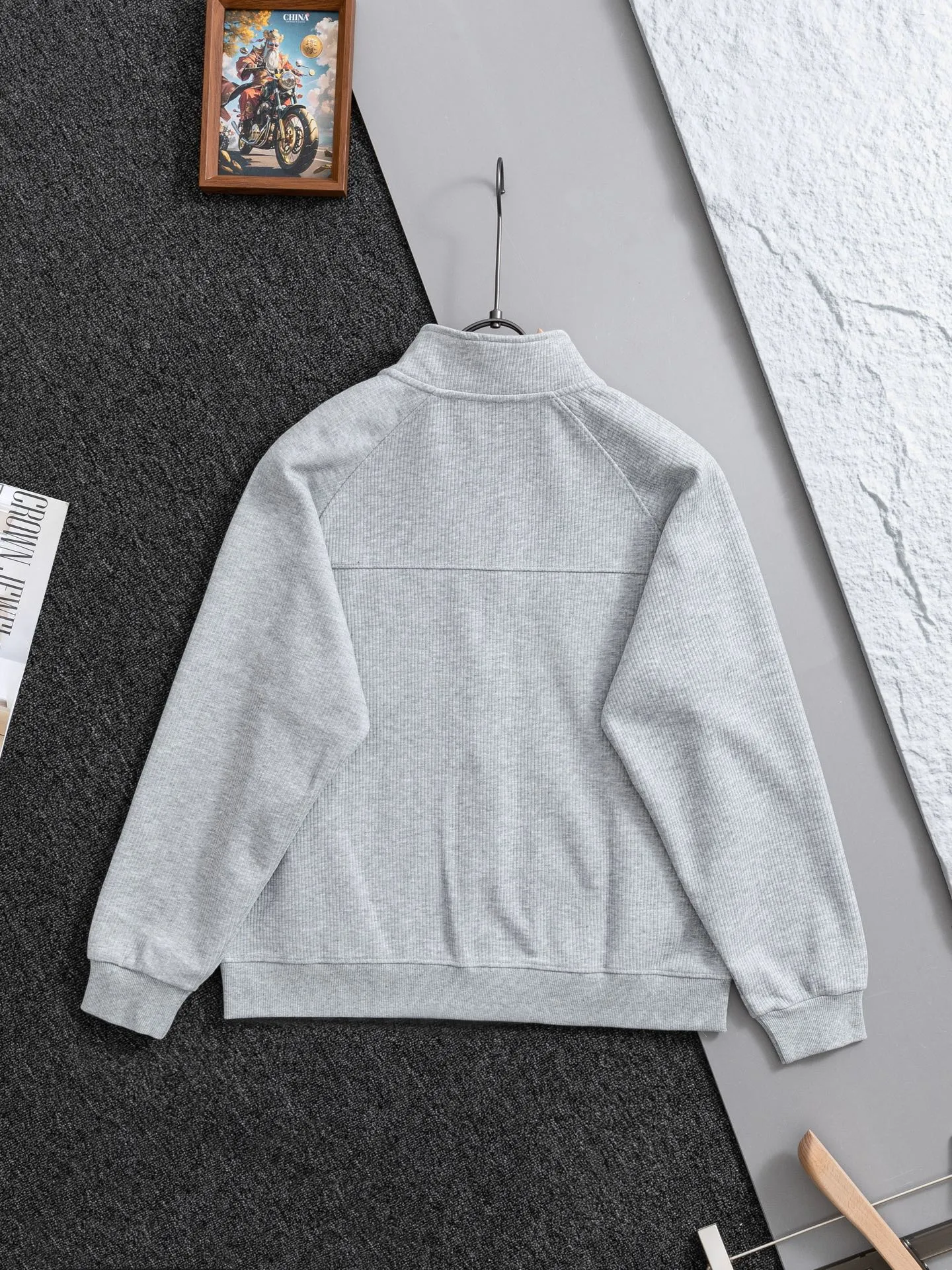 （ Quality ） ARC'TERYX ： 、 ， 。 ， ， Breathable ， 、 ， ， ， 。 ， ， 、 ， 、 。 ， ， ， 。 Classic ， ， ， 、 ， 。 Versatile， ， 、 、 、 。 T 、 、 ， 、 、 ， ， ， Versatile 。 ：Black Navy Blue Size：M-2XL